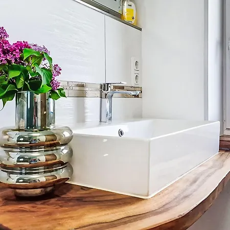 Loidl By Interhome Ebensee